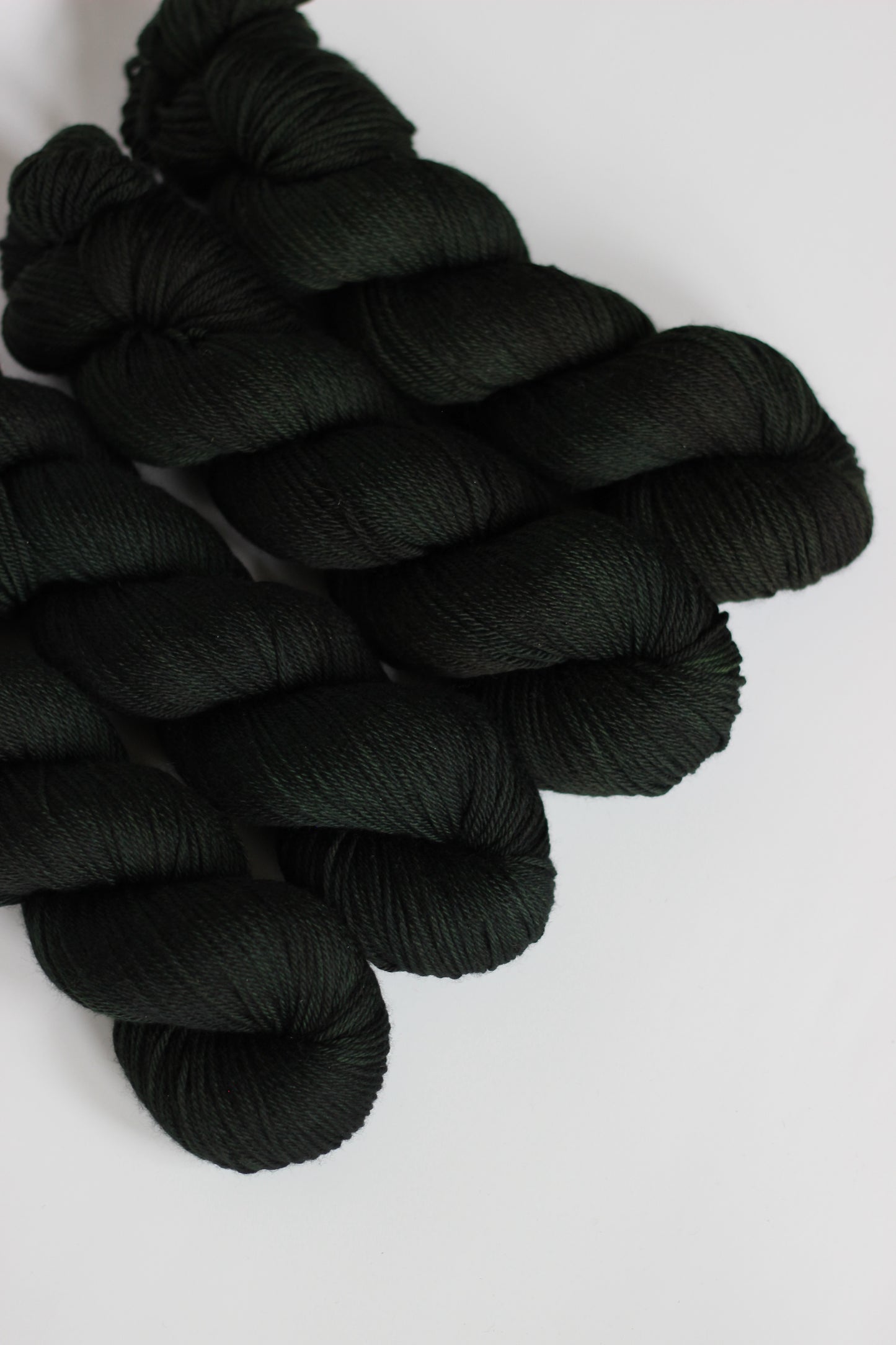 OOAK - Hornblende Green Oops! - DK
