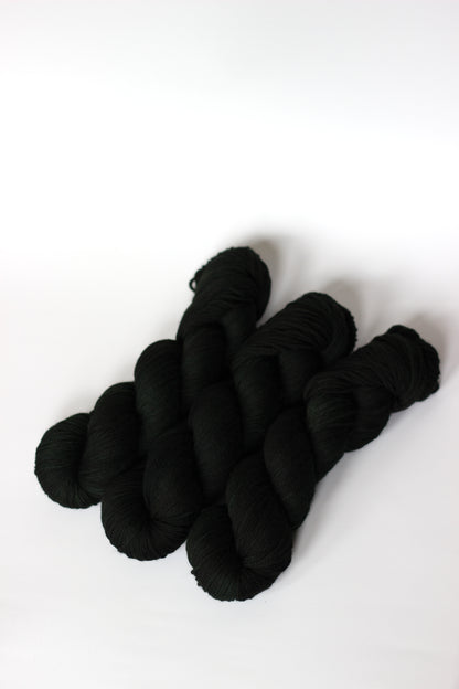 OOAK - Hornblende Green Oops! - DK